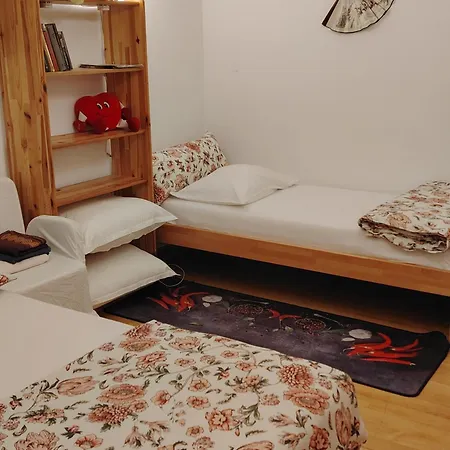 Big For2or3or4 Apartment *